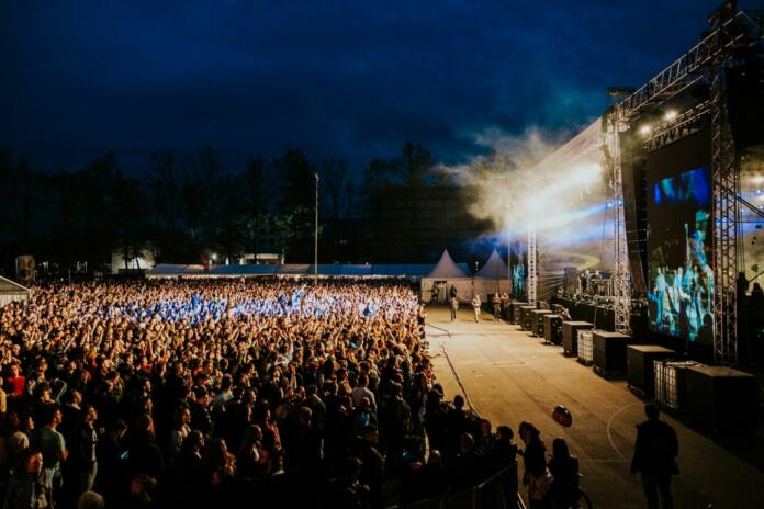 Kardeljeva plo&scaron;čad